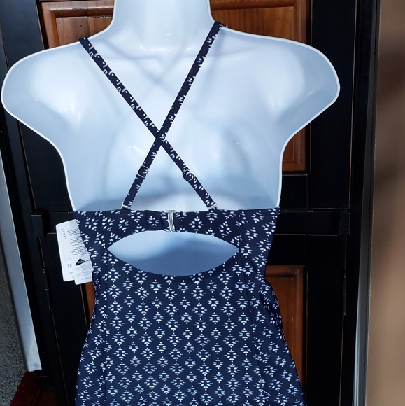 NWT Athleta 32 B/C Navy Tankini Top - Picture 2 of 8